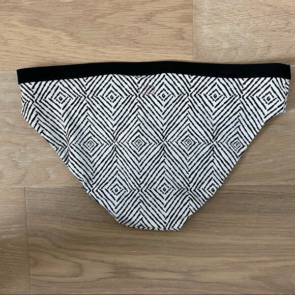 CALIA by Carrie Underwood Women's Wide Banded Printed Bikini Bottoms NEW - Picture 2 of 7